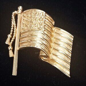 Vintage Napier Gold American Flag Brooch - signed